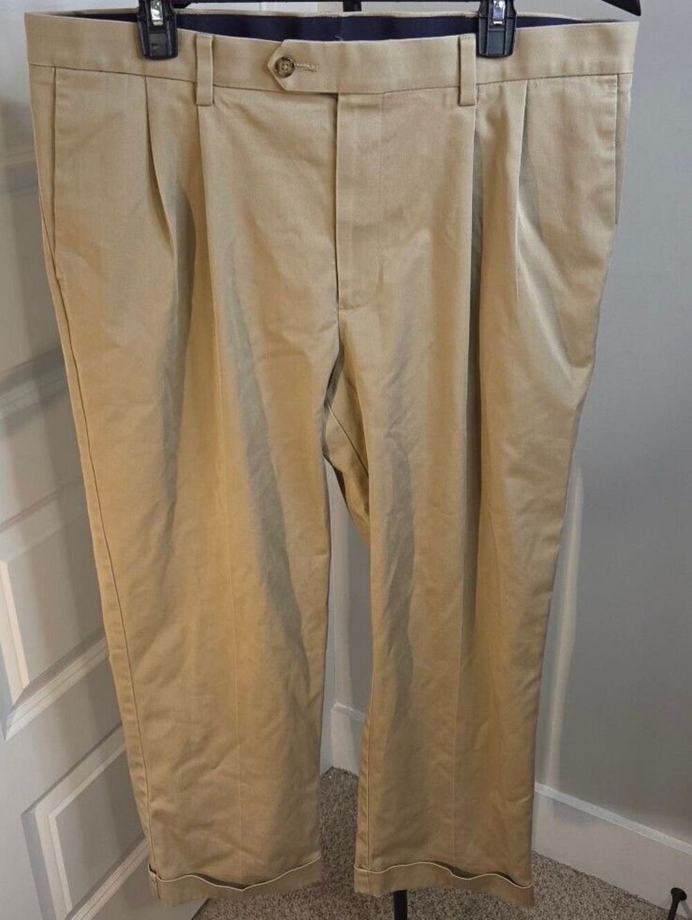 Roundtree & Yorke Mens TravelSmart CoreComfort Waistband Khaki Dress Pants 38x28